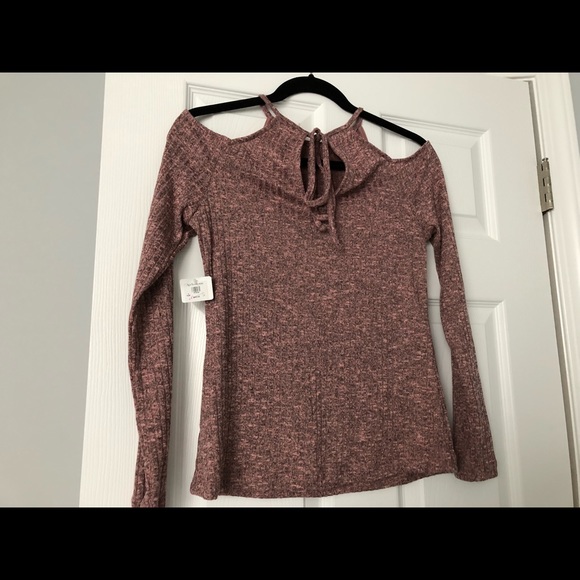 Cute raspberry color long sleeve - Picture 3 of 4
